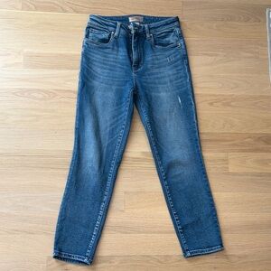 Kut from the Kloth  straight leg  Ankle Jeans